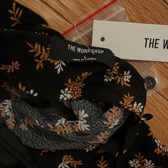 Floral Black Skirt - Picture 5 of 5